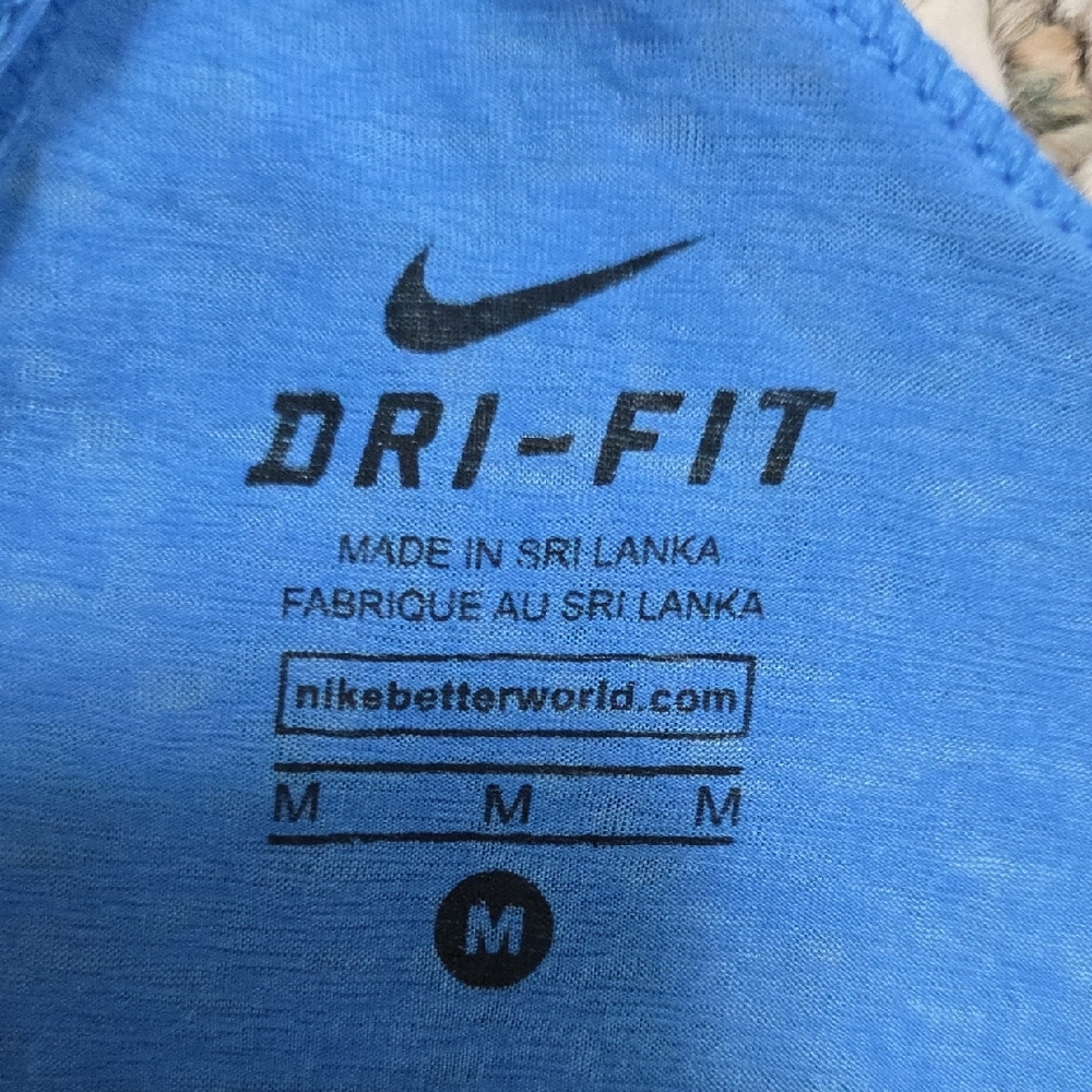 Nike Women's Blue Tank Top - Picture 3 of 7